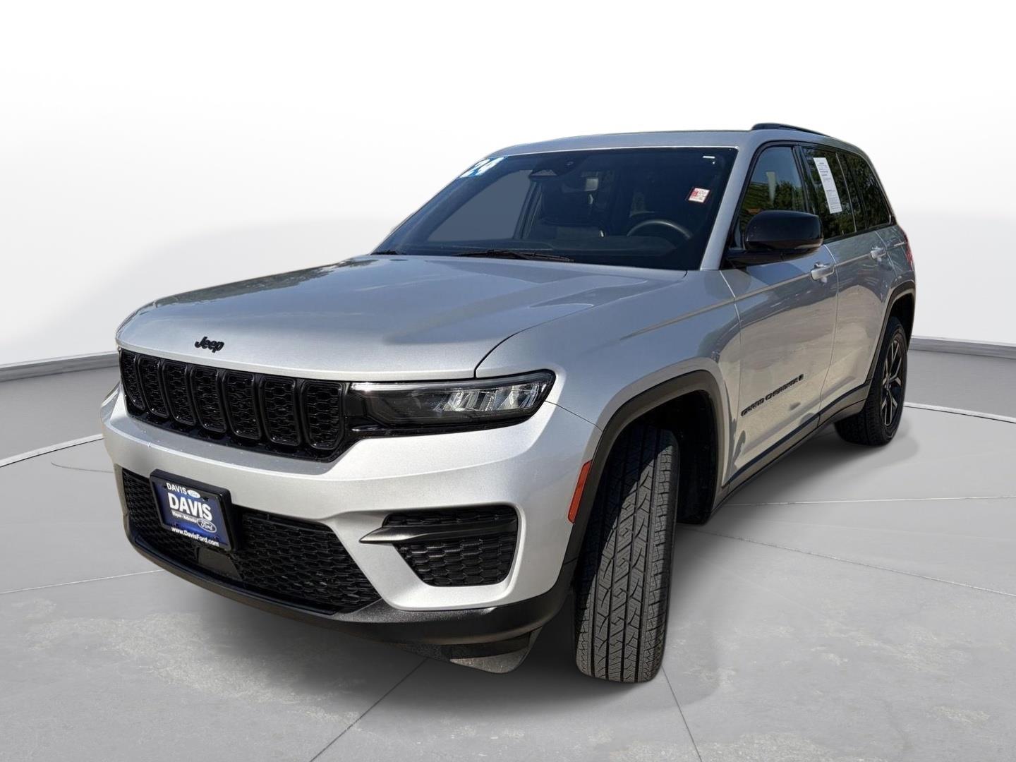 View vehicle photo 7