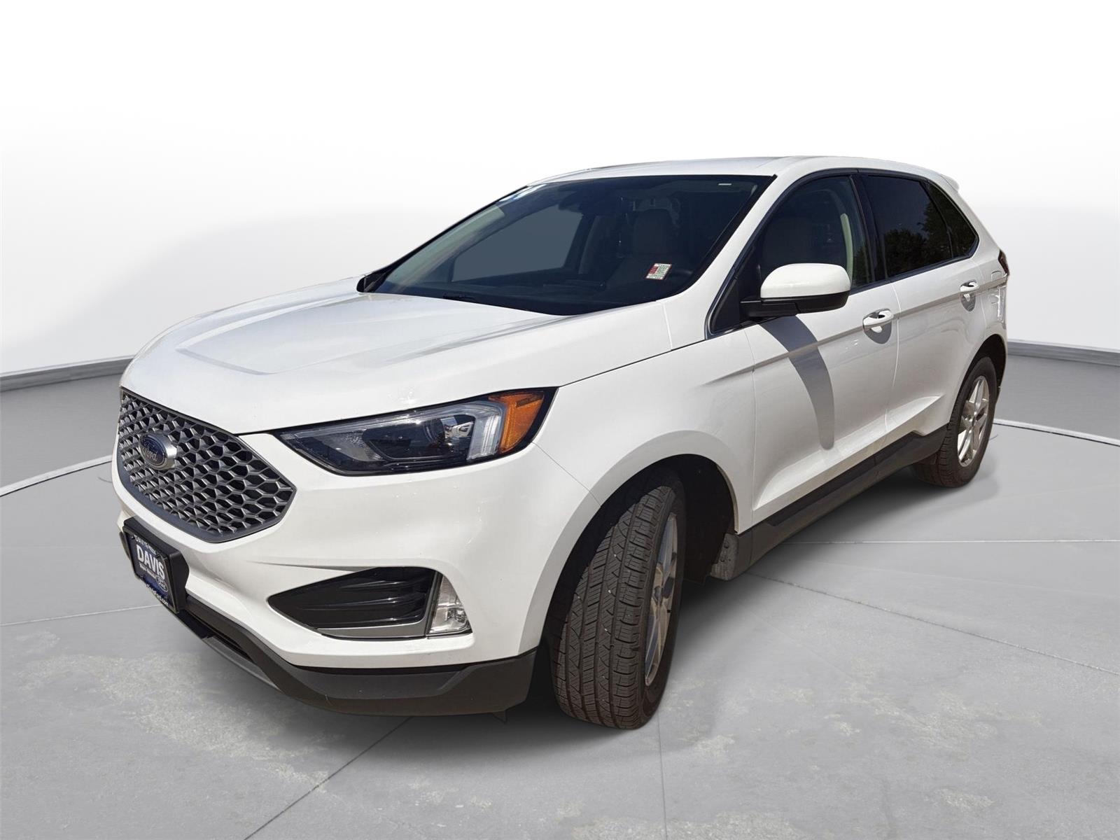 View vehicle photo 7