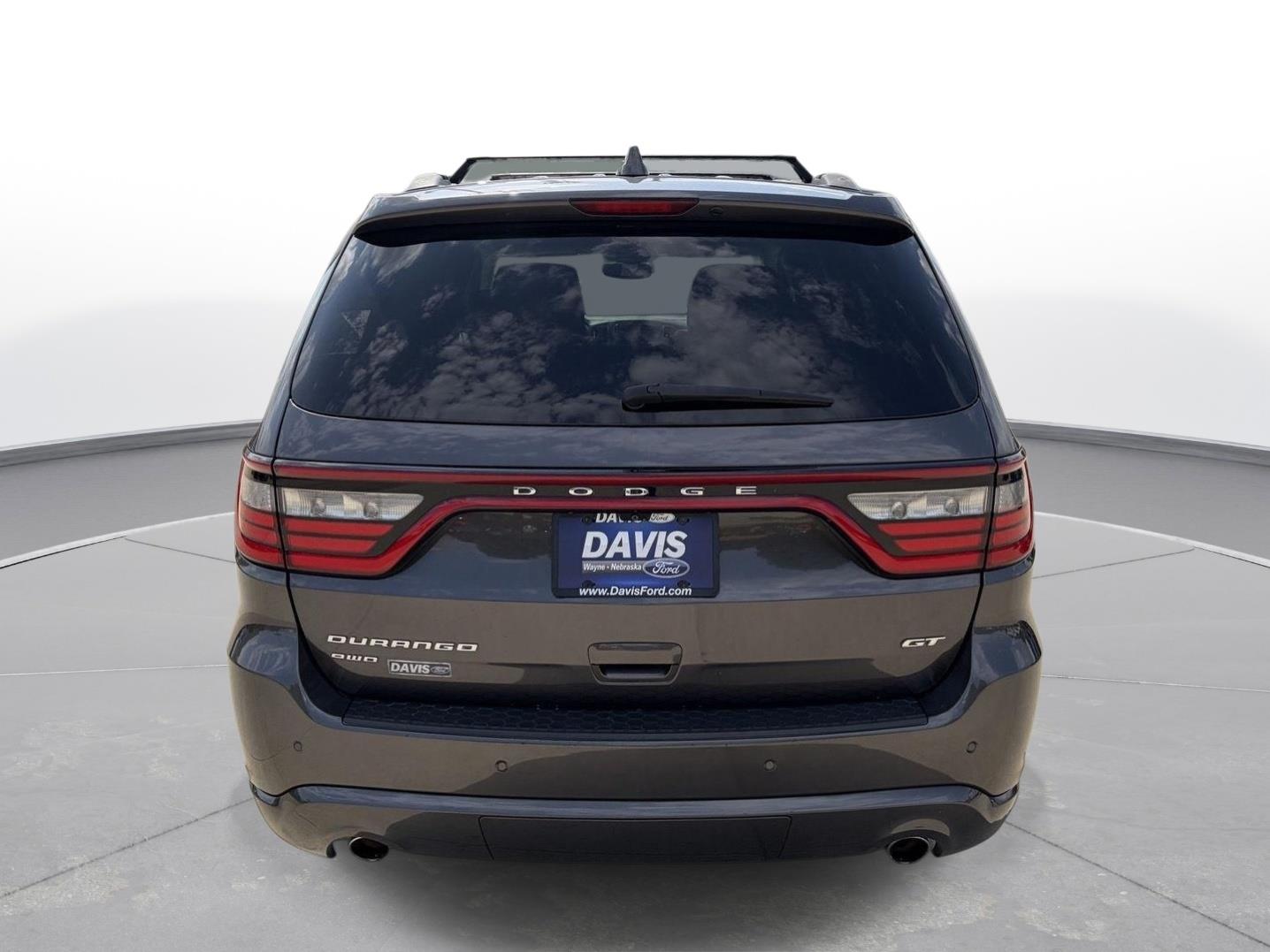 View vehicle photo 4