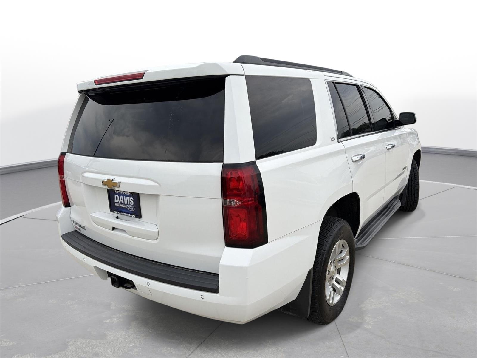 View vehicle photo 3