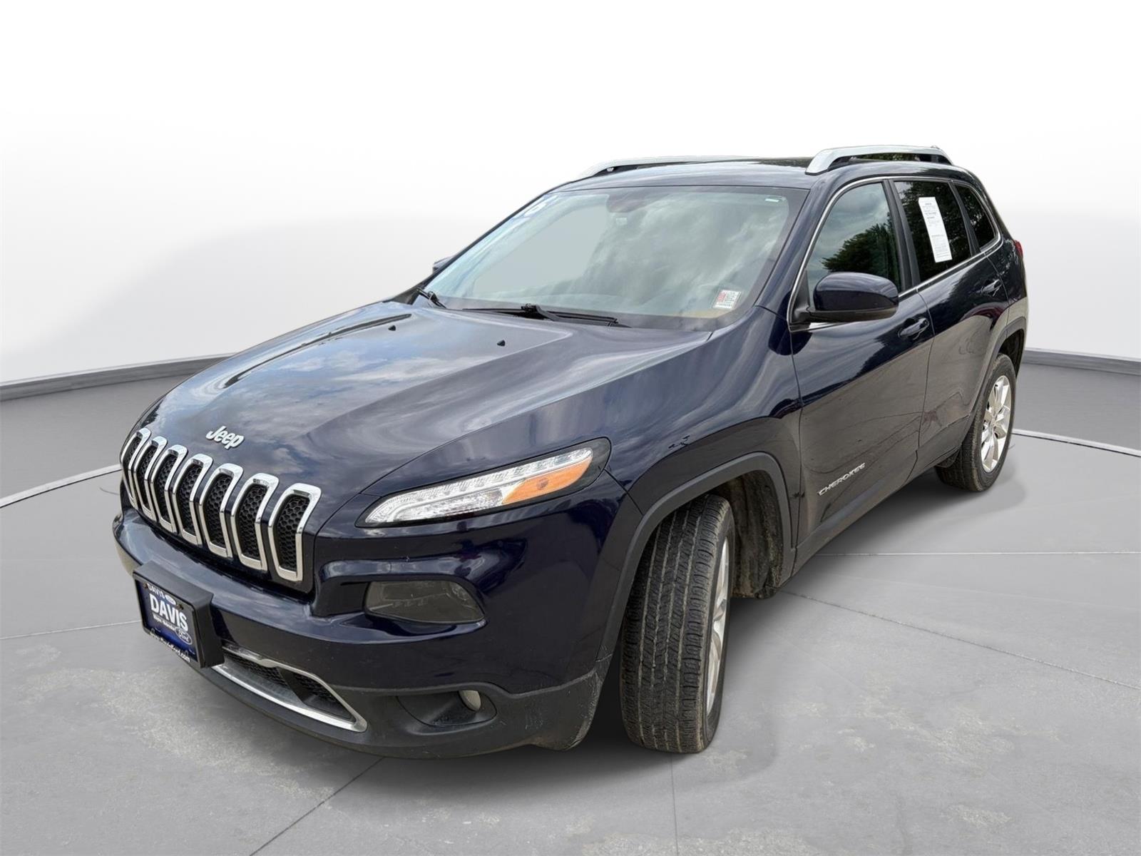 View vehicle photo 7