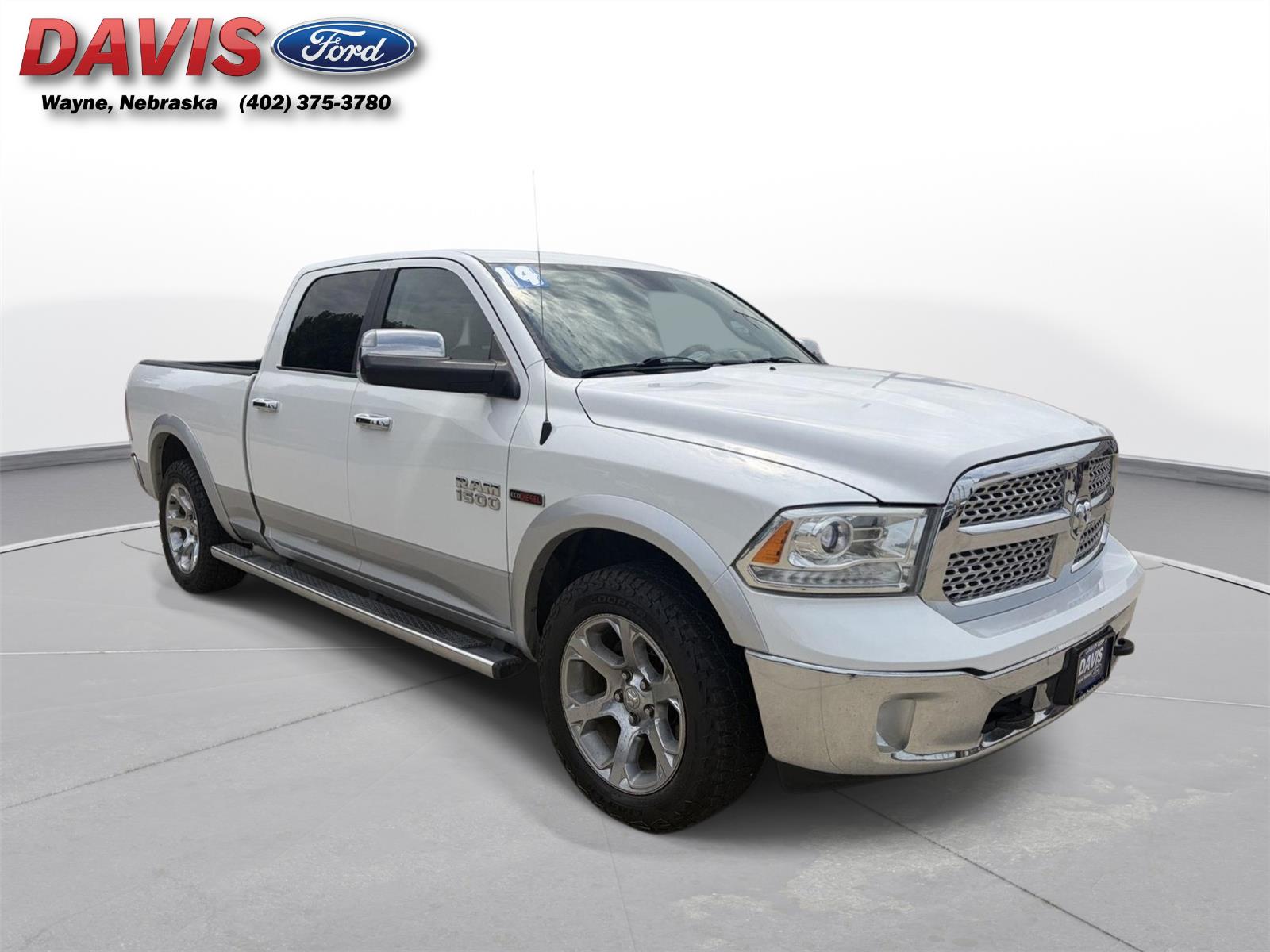 2014 RAM 1500 Laramie Crew Cab 4WD