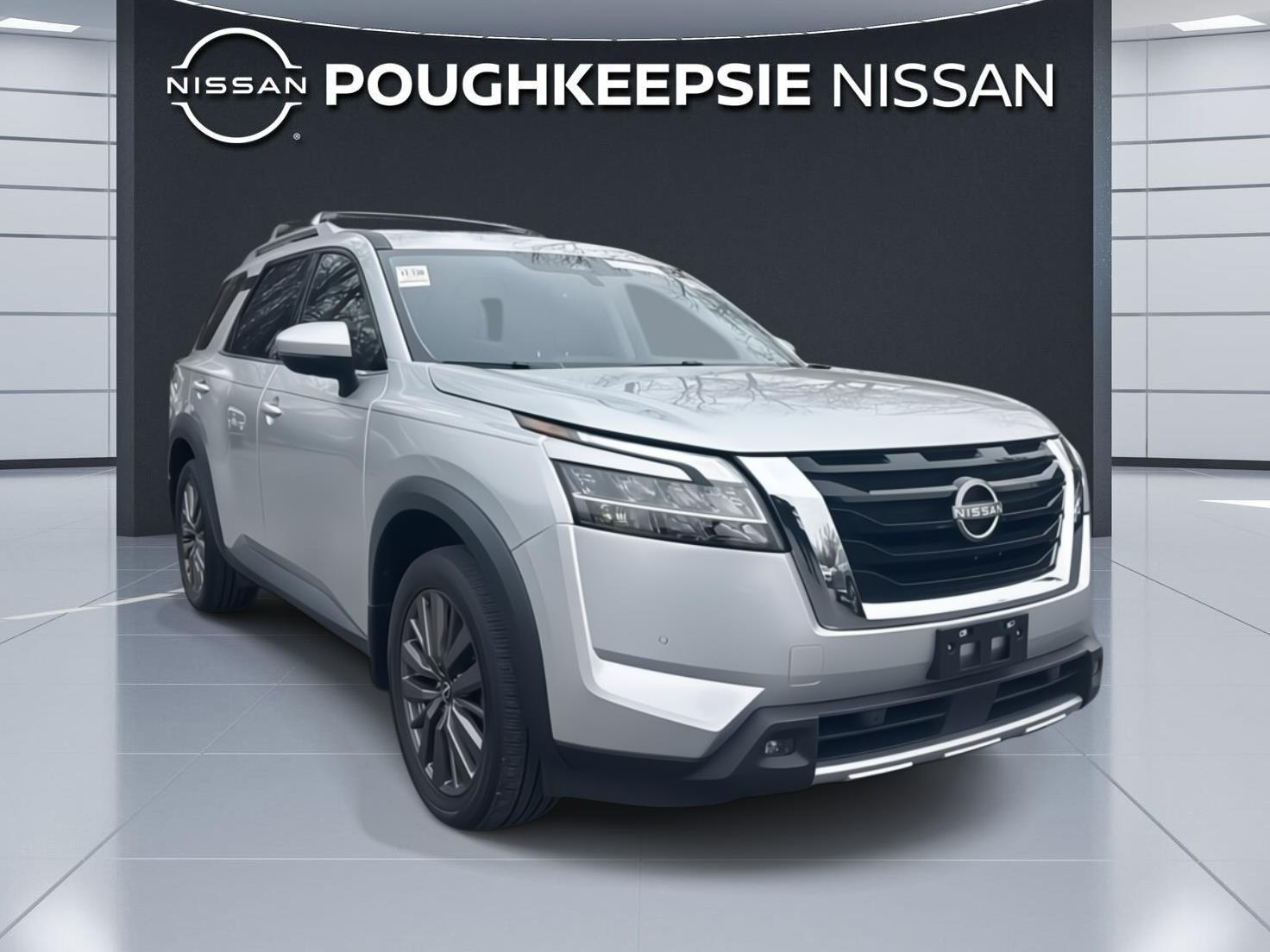 2023 Nissan Pathfinder SL 4WD