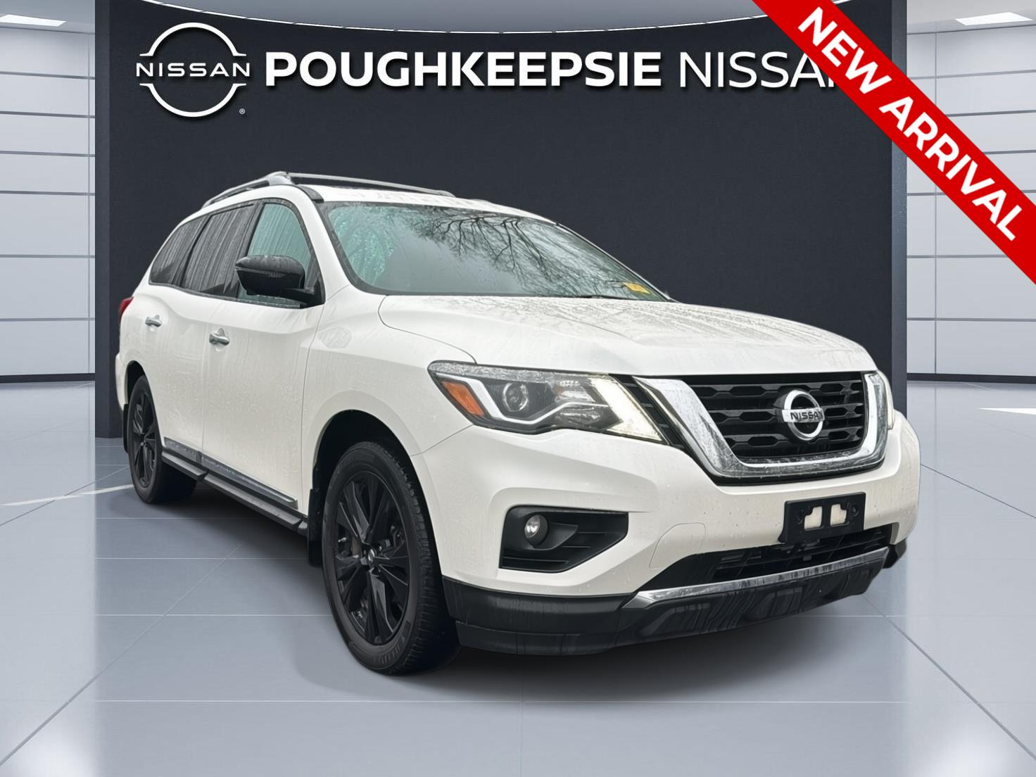 Pearl White 2017 Nissan Pathfinder Platinum 4WD SUV / Crossover Four-Wheel Drive Continuously Variable Transmission