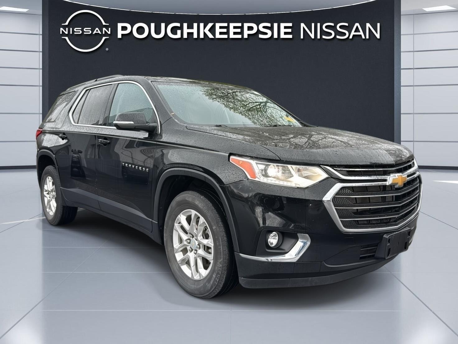 Mosaic Black Metallic 2021 Chevrolet Traverse LT Cloth FWD SUV / Crossover Front-Wheel Drive 9-Speed Automatic