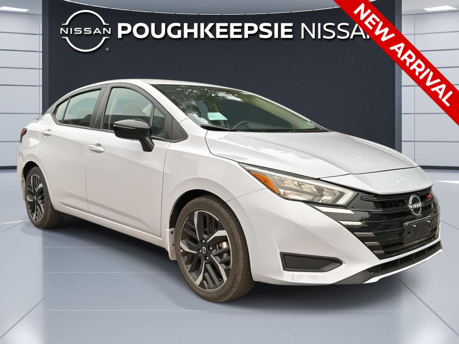 Gray Sky Pearl 2024 Nissan Versa Sedan Front-Wheel Drive Continuously Variable Transmission