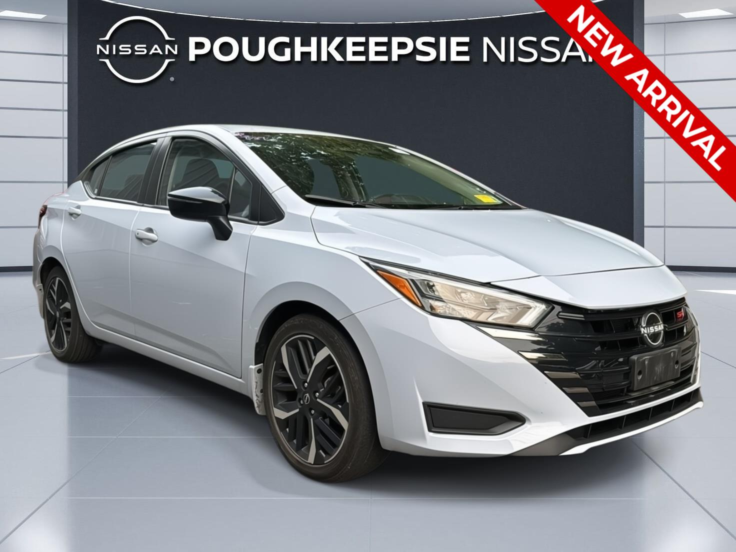 Gray Sky Pearl 2023 Nissan Versa Sedan Front-Wheel Drive Continuously Variable Transmission