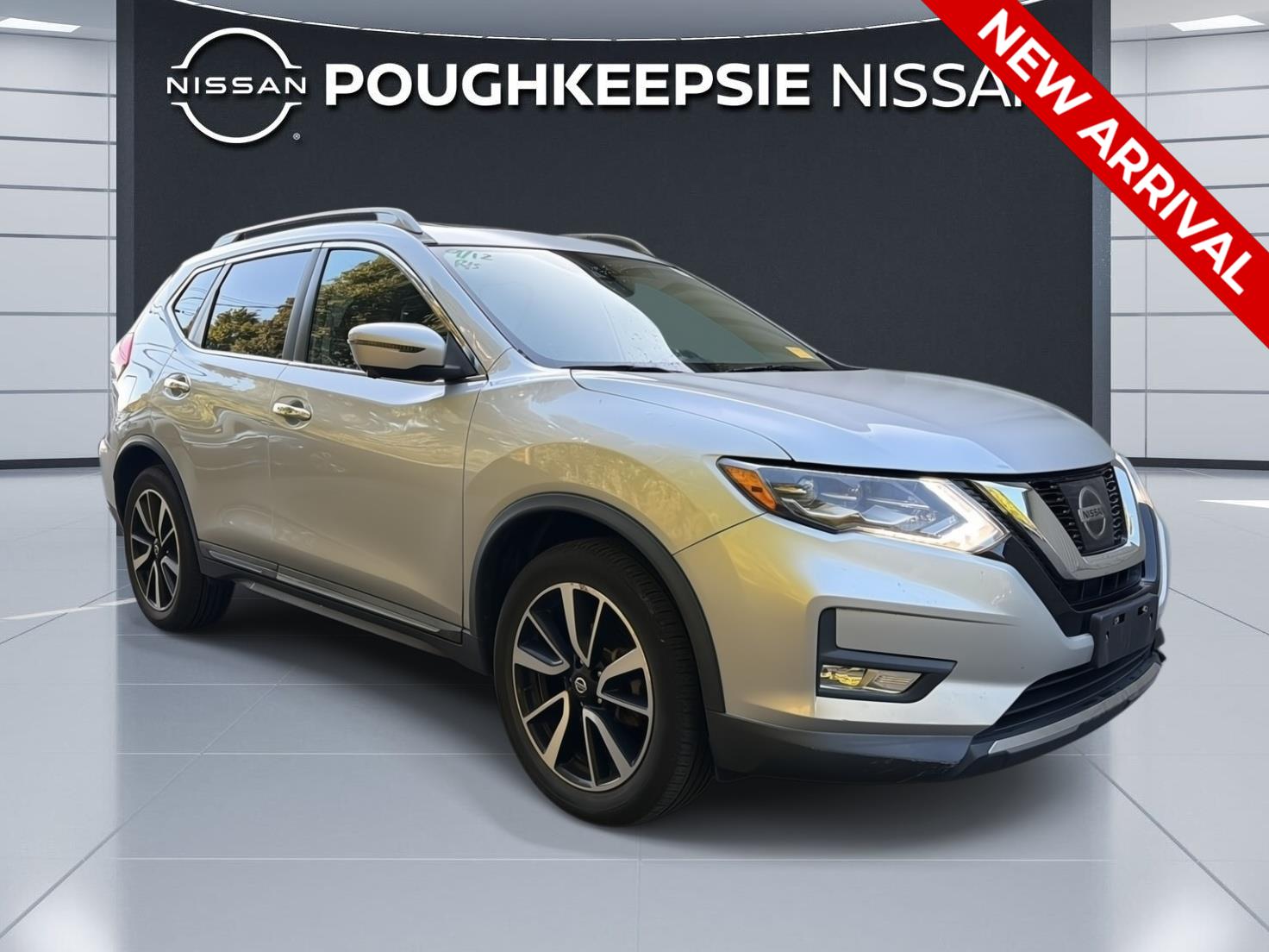 Brilliant Silver 2017 Nissan Rogue SUV / Crossover All-Wheel Drive Continuously Variable Transmission