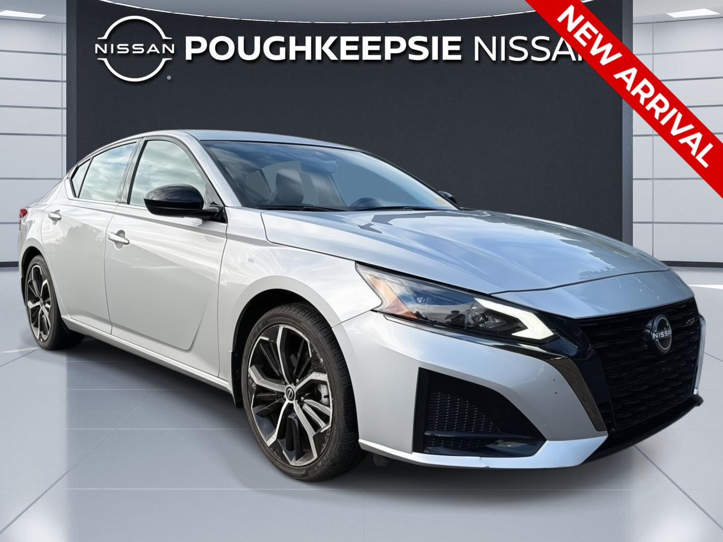Brilliant Silver Metallic 2025 Nissan Altima Sedan Front-Wheel Drive Continuously Variable Transmission