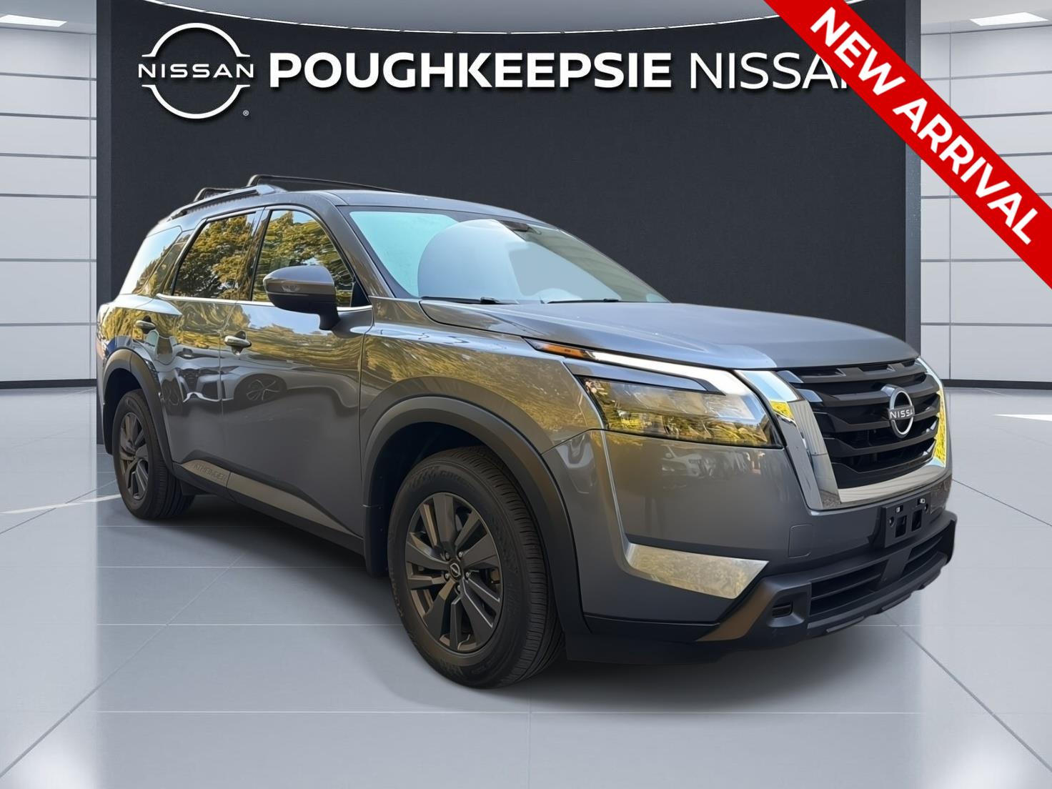2024 Nissan Pathfinder SV
