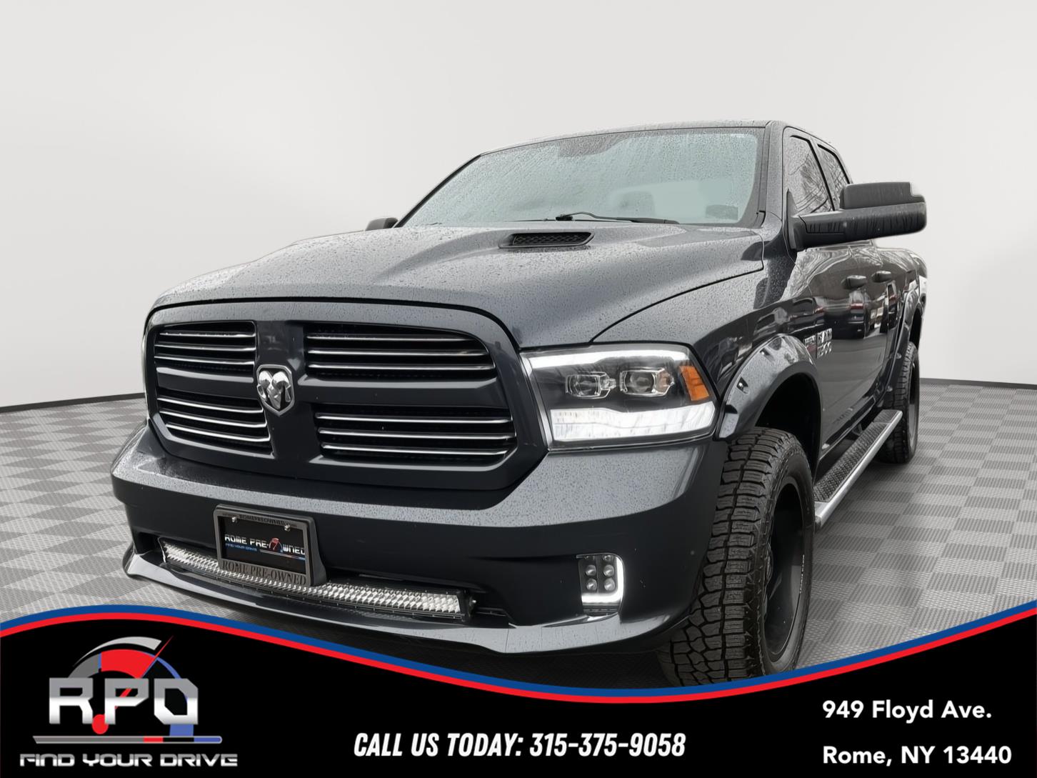 2015 RAM 1500 Express Quad Cab 4WD