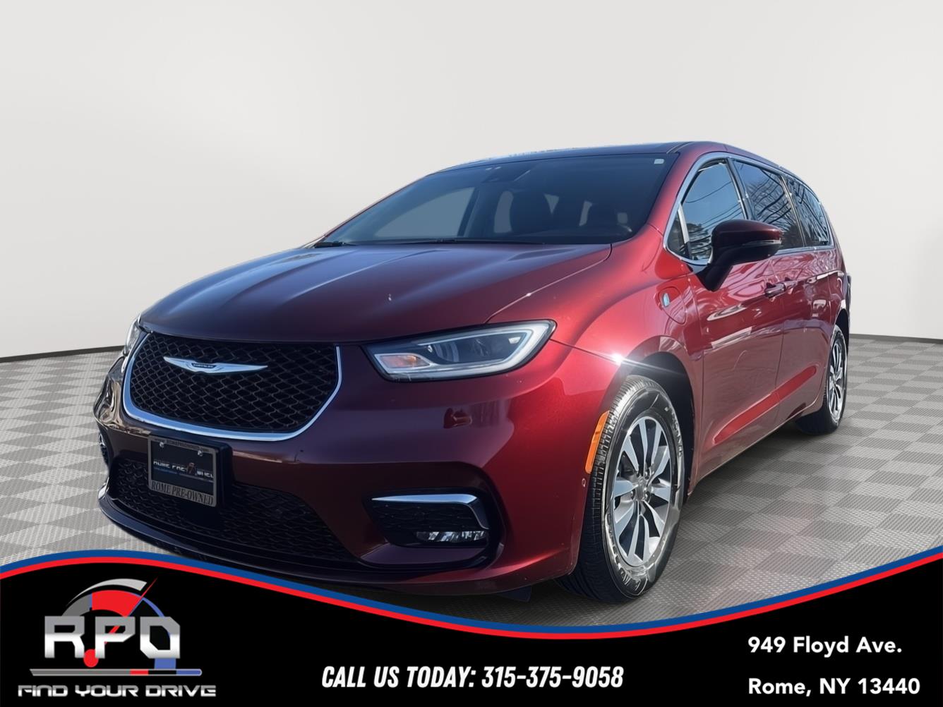 2023 Chrysler Pacifica Hybrid Touring L FWD