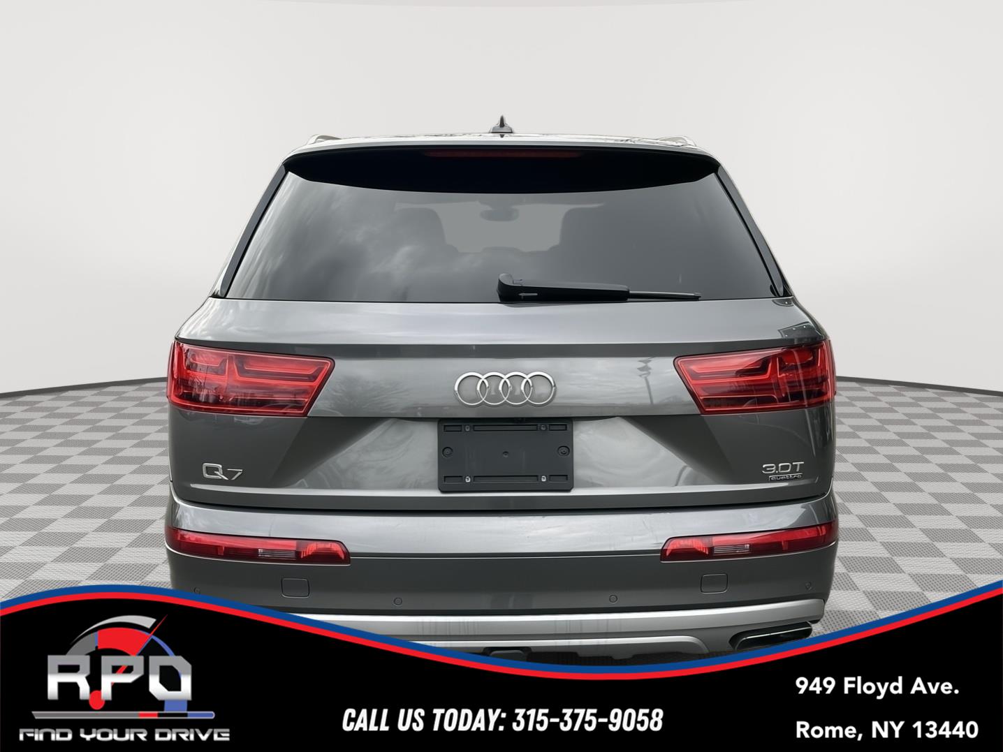 View vehicle photo 4