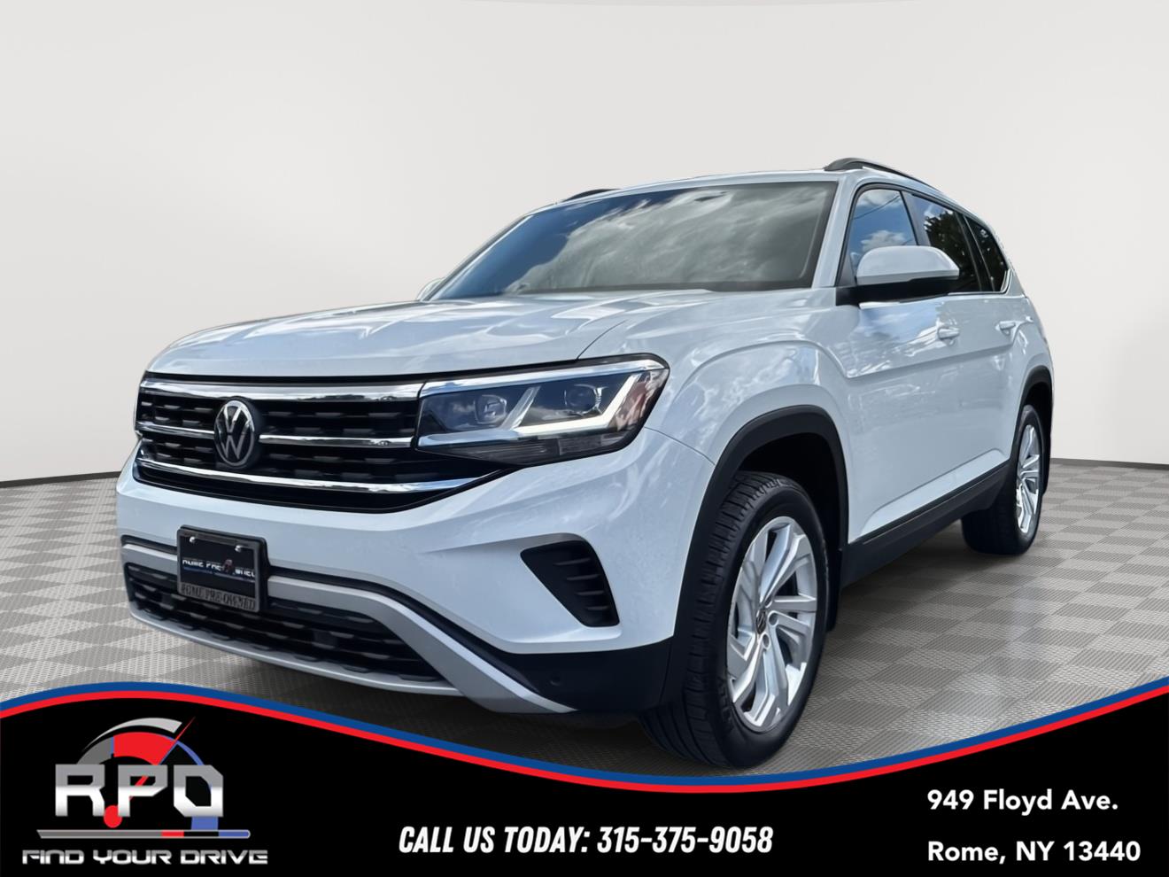 Pure White 2023 Volkswagen Atlas Automatic