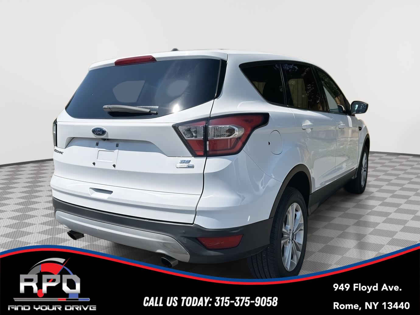 View vehicle photo 5