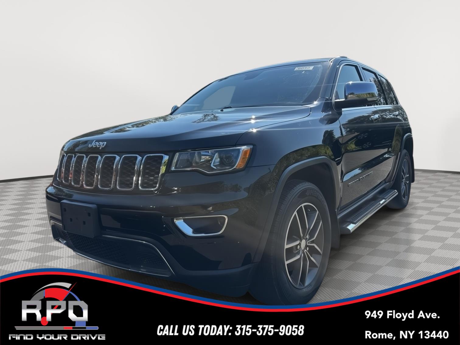 Diamond Black Crystal Pearlcoat 2017 Jeep Grand Cherokee SUV / Crossover Four-Wheel Drive 8-Speed Automatic