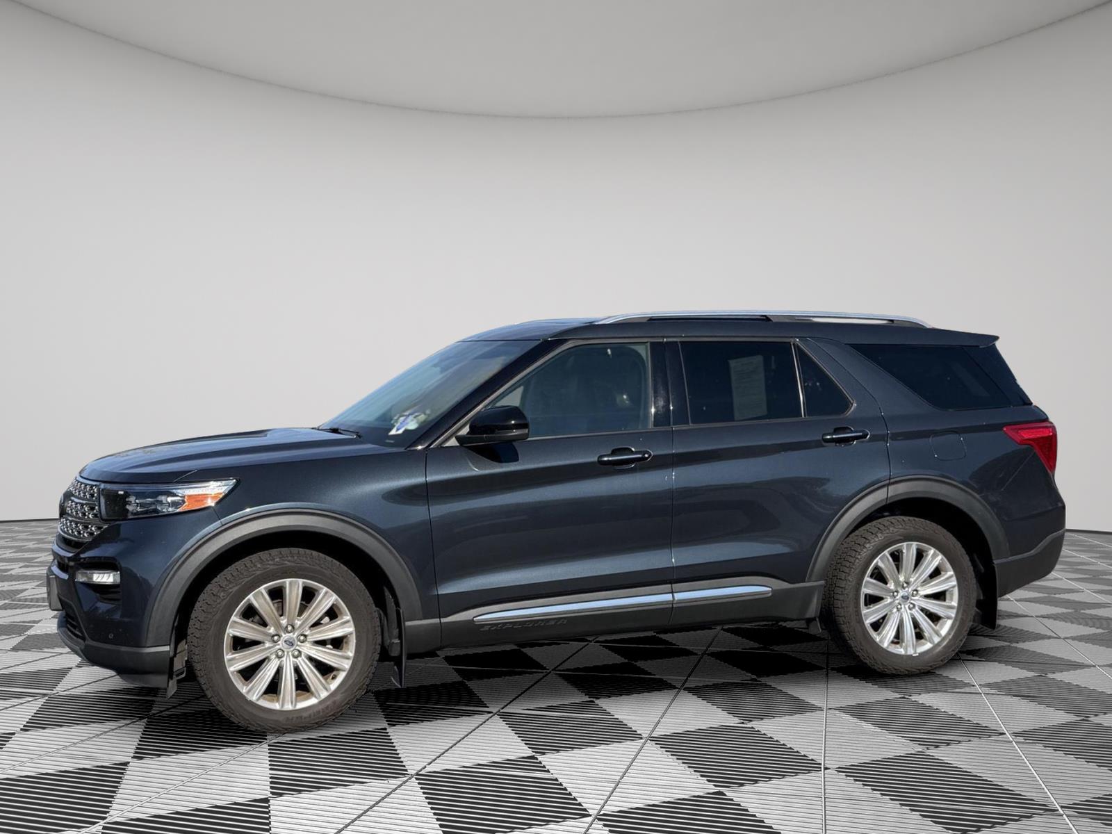 Certified Used 2022 Stone Blue Ford Limited image 4