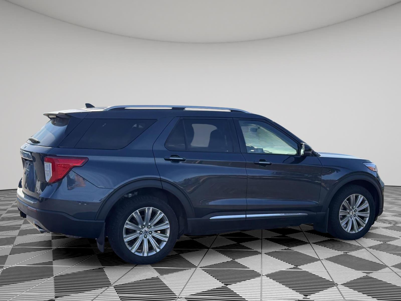 Certified Used 2022 Stone Blue Ford Limited image 8