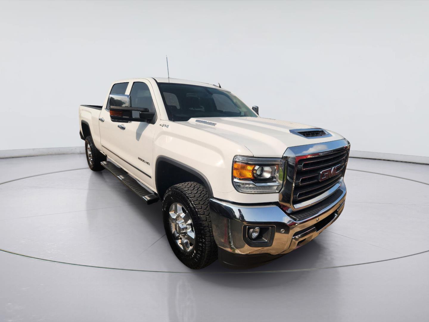 2018 GMC Sierra 2500HD SLT Crew Cab SB 4WD