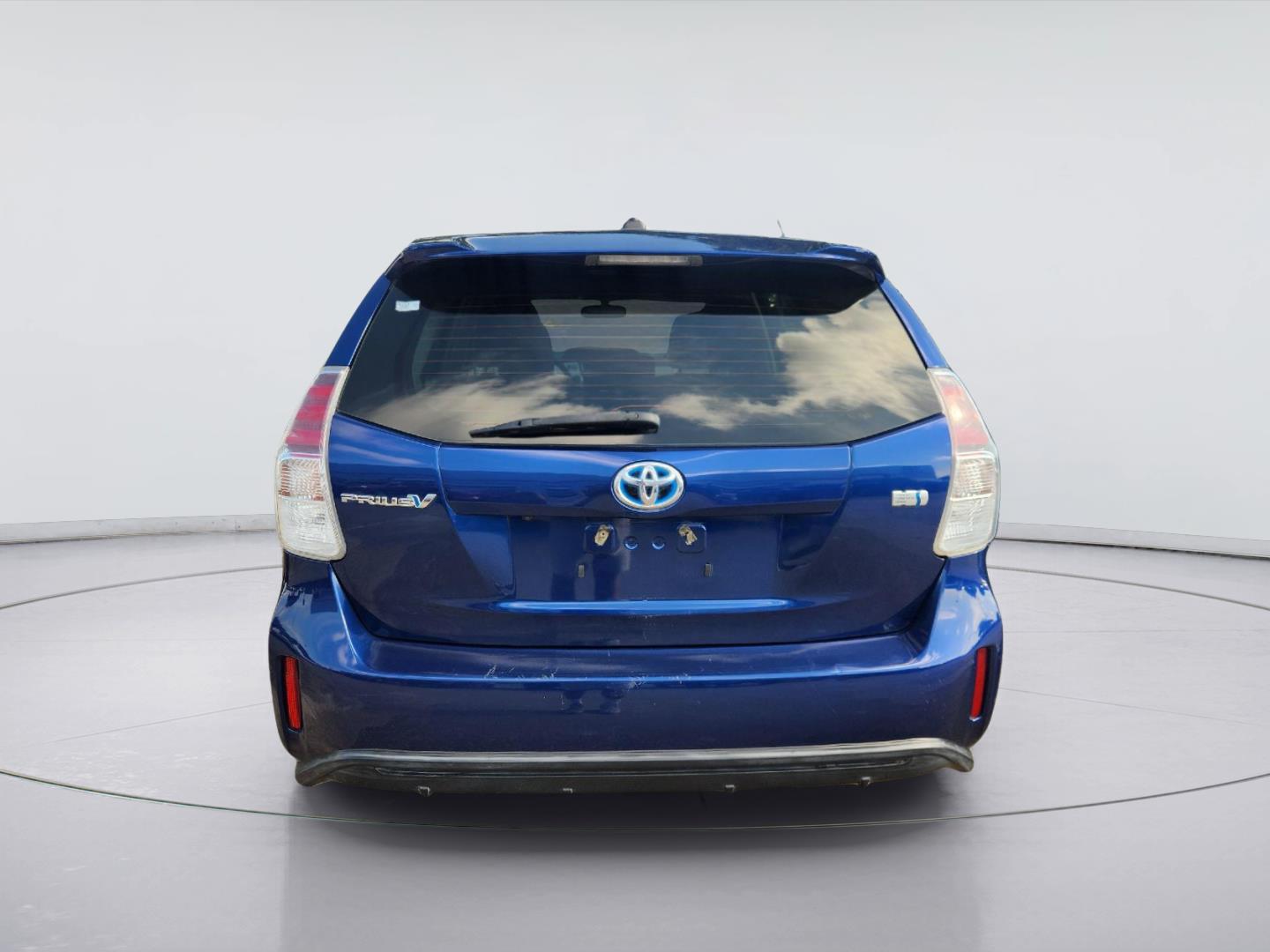 View vehicle photo 5