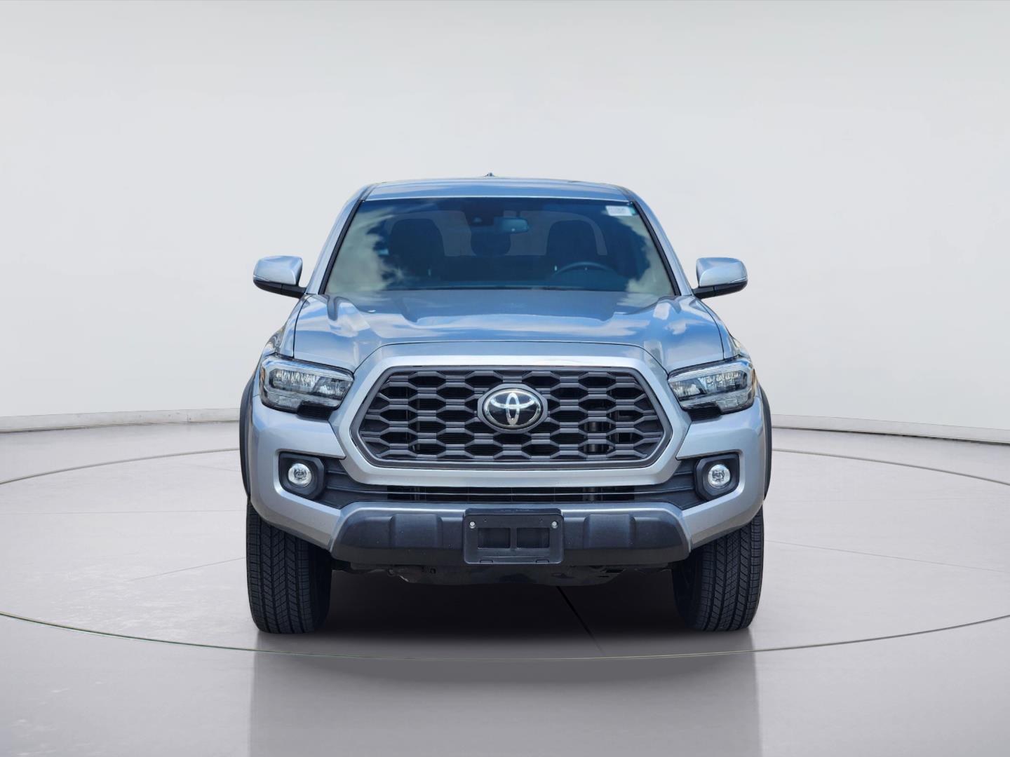View vehicle photo 2