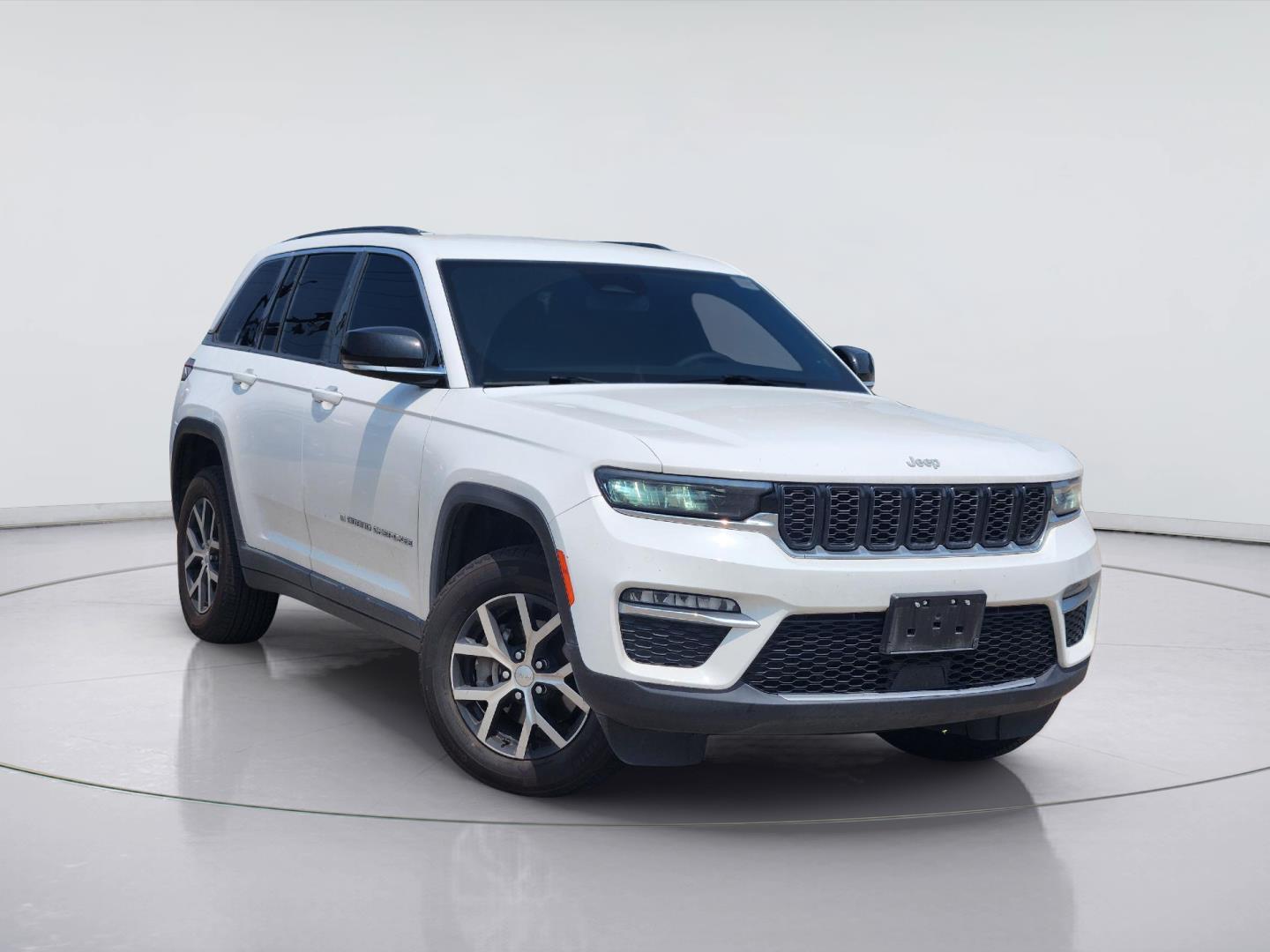 Bright White Clearcoat 2024 Jeep Grand Cherokee SUV / Crossover Four-Wheel Drive 8-Speed Automatic