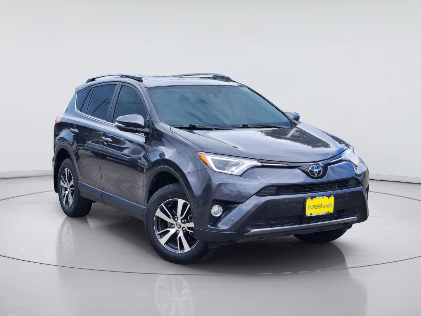 Magnetic Gray Metallic 2018 Toyota RAV4 SUV / Crossover Front-Wheel Drive 6-Speed Automatic