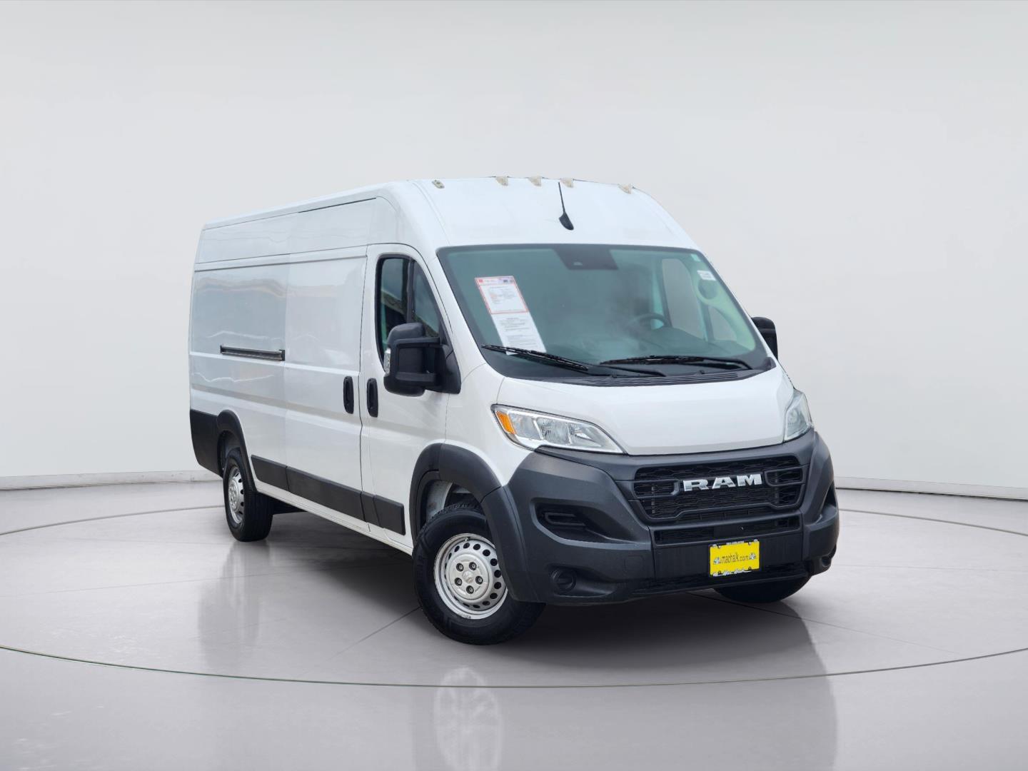 Bright White Clearcoat 2023 RAM ProMaster Van Front-Wheel Drive 9-Speed Automatic