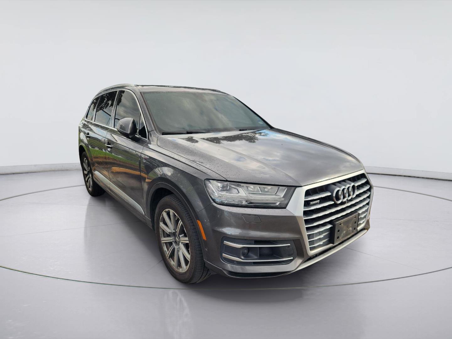 2019 Audi Q7 55 TFSI quattro Premium Plus