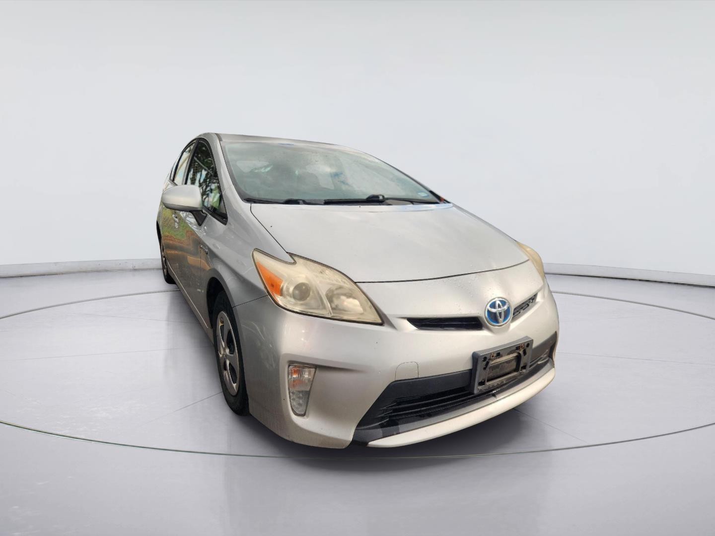 Classic Silver Metallic 2013 Toyota Prius Hatchback Front-Wheel Drive Continuously Variable Transmission