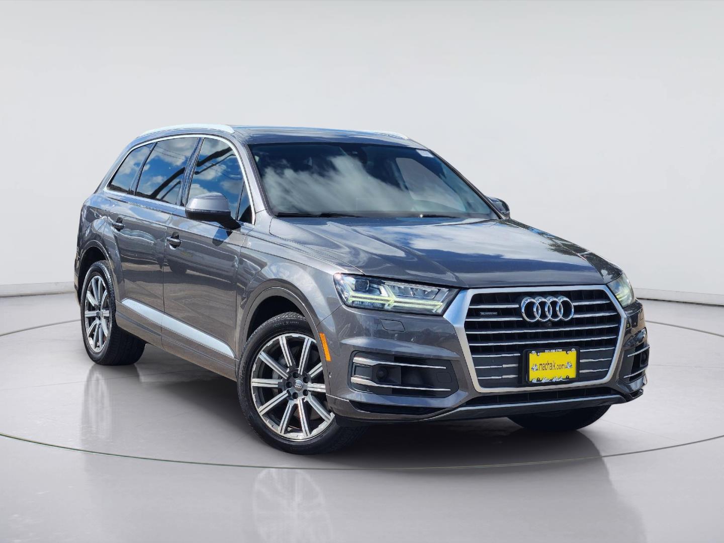 Glacier White Metallic 2019 Audi Q7 SUV / Crossover All-Wheel Drive Automatic