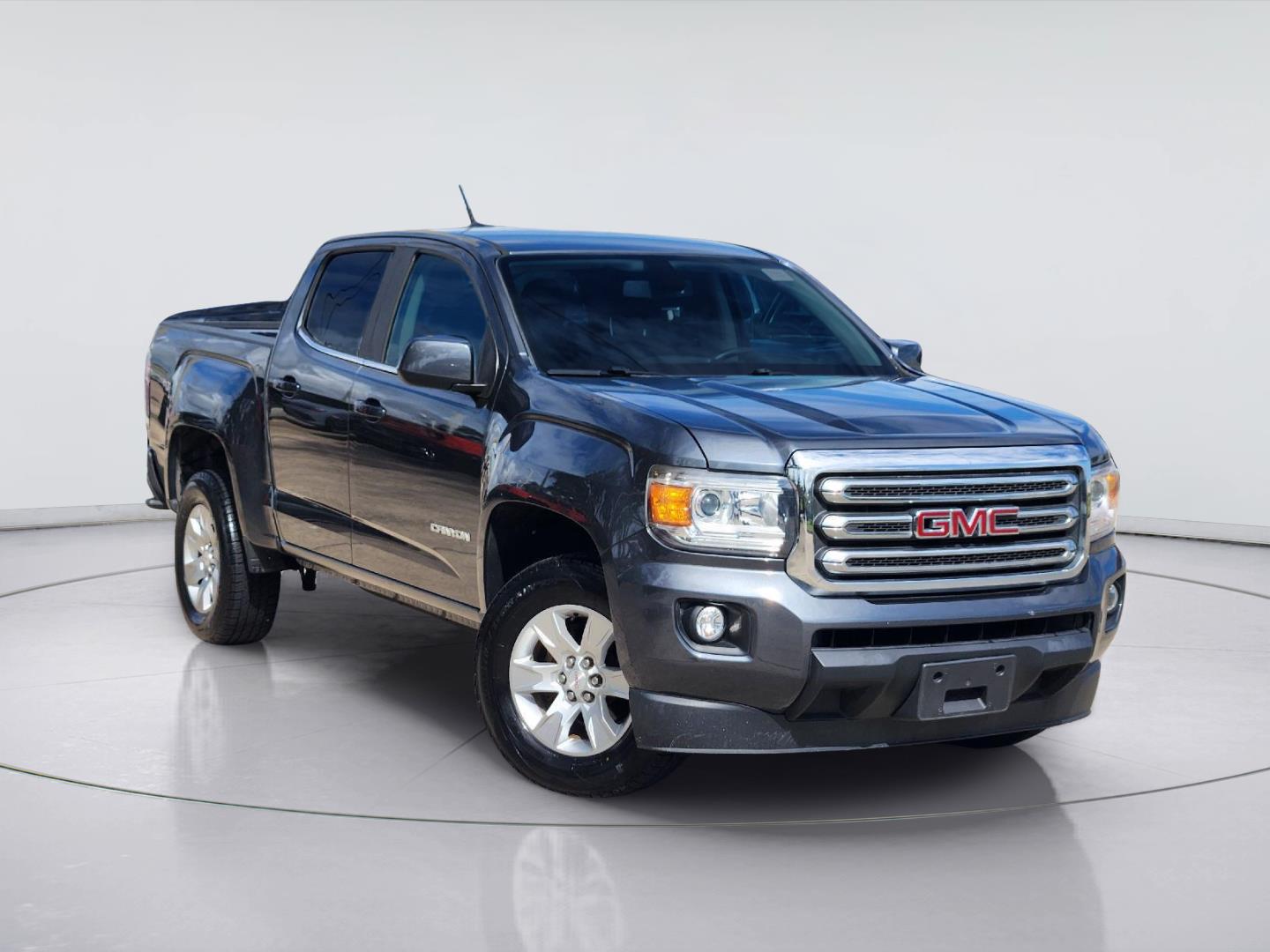 Cyber Gray Metallic 2016 GMC Canyon Pickup Truck 4X2 6-Speed Automatic