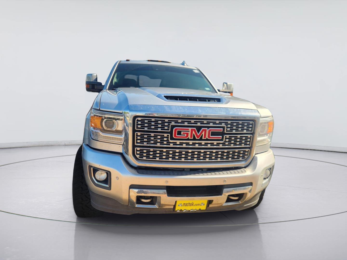 Quicksilver Metallic 2018 GMC Sierra 2500HD Pickup Truck Four-Wheel Drive 6-Speed Automatic