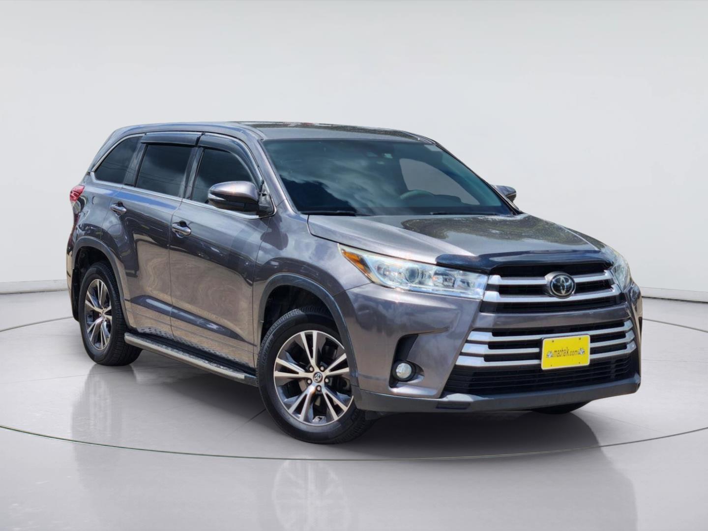 Predawn Gray Mica 2017 Toyota Highlander SUV / Crossover Front-Wheel Drive 8-Speed Automatic