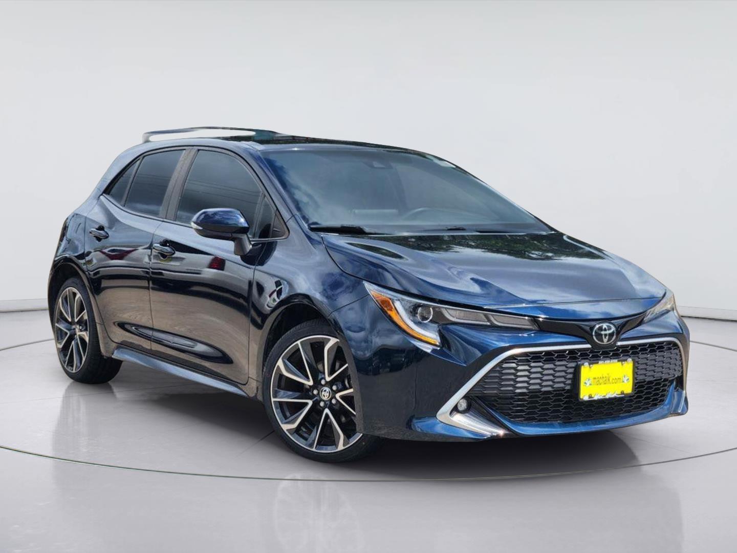 Teal (Galactic Aqua Mica) 2021 Toyota Corolla Hatchback XSE FWD Hatchback Front-Wheel Drive 6-Speed Manual