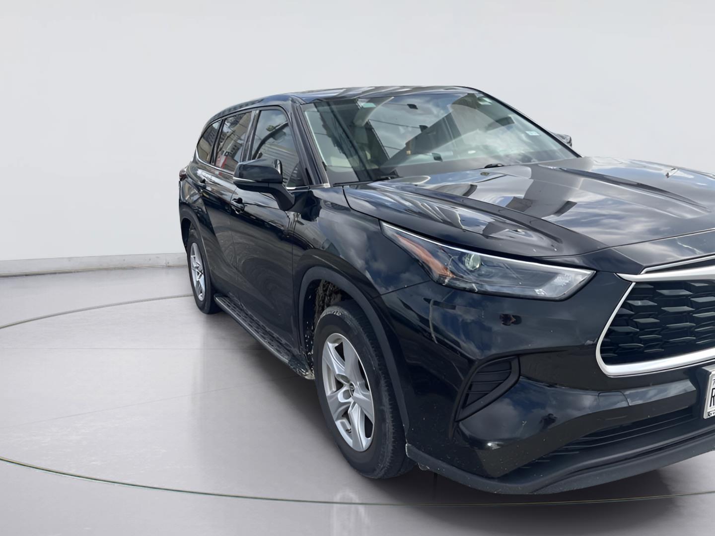 Midnight Black Metallic 2022 Toyota Highlander SUV / Crossover Front-Wheel Drive 8-Speed Automatic