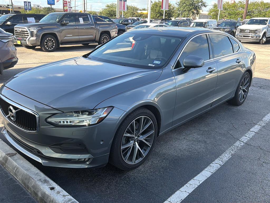 Gray (Osmium Grey Metallic) 2018 Volvo S90 Sedan Front-Wheel Drive Automatic