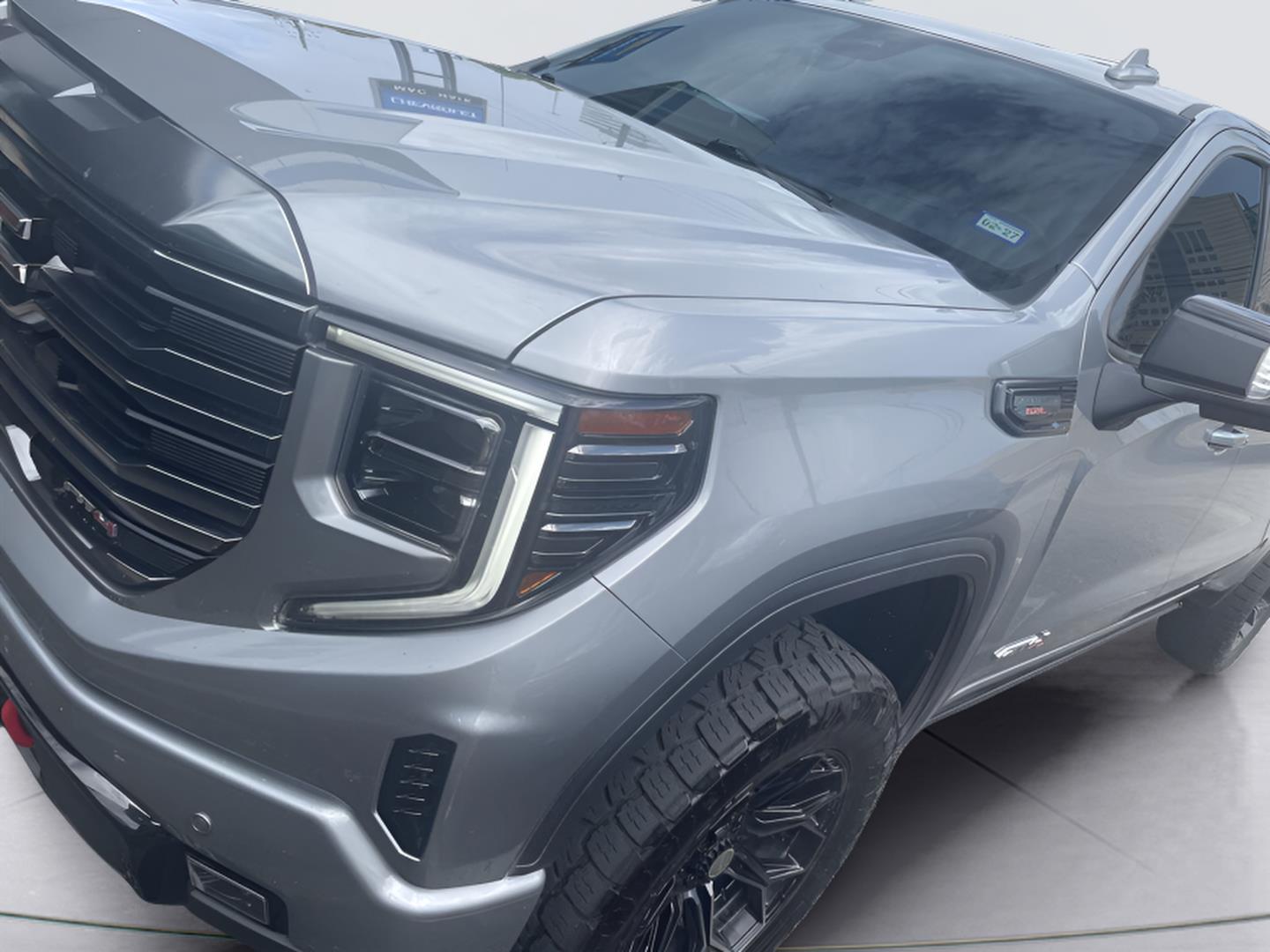 2024 GMC Sierra 1500 AT4 Crew Cab 4WD