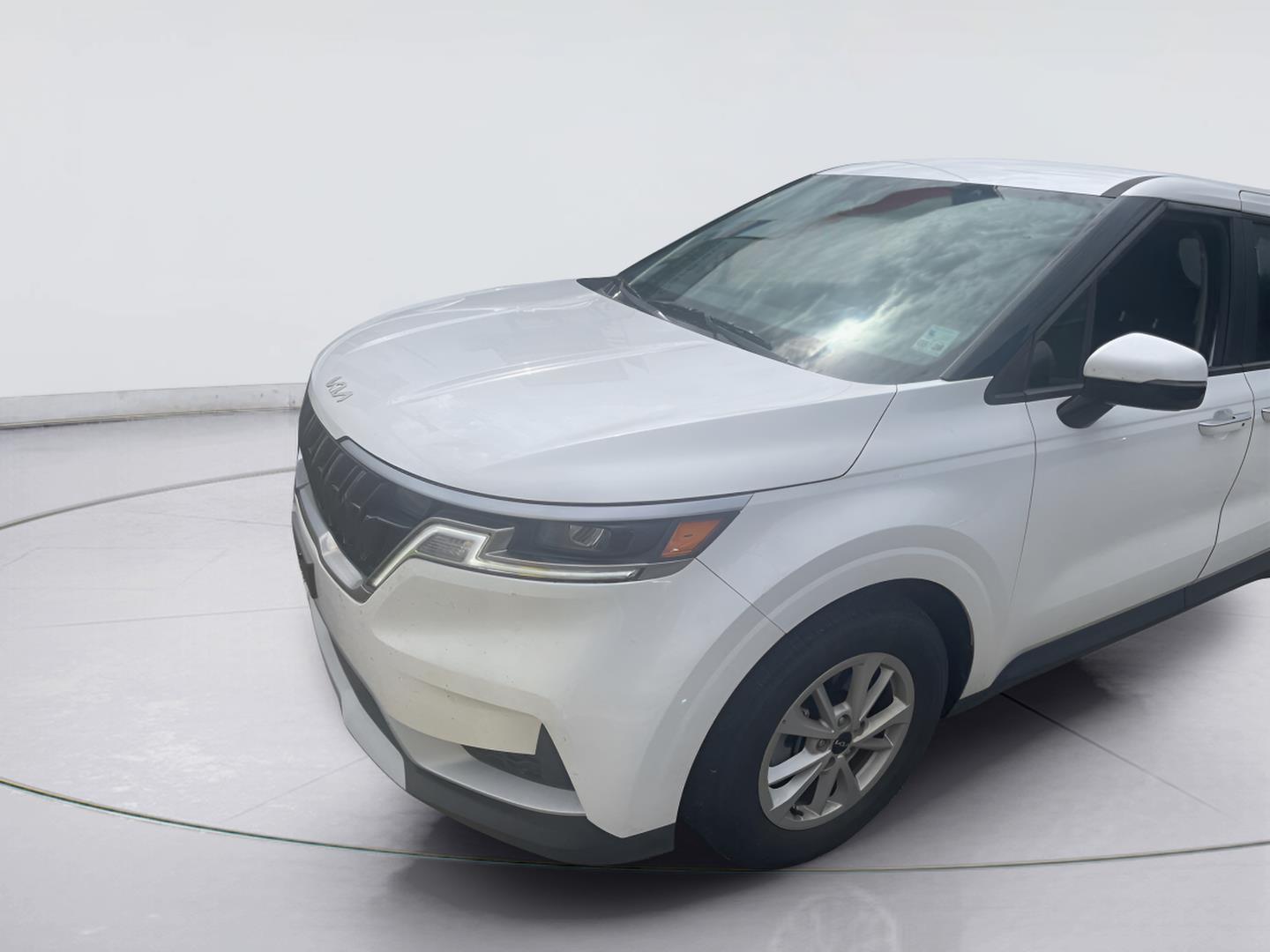 2024 Kia Carnival LX FWD