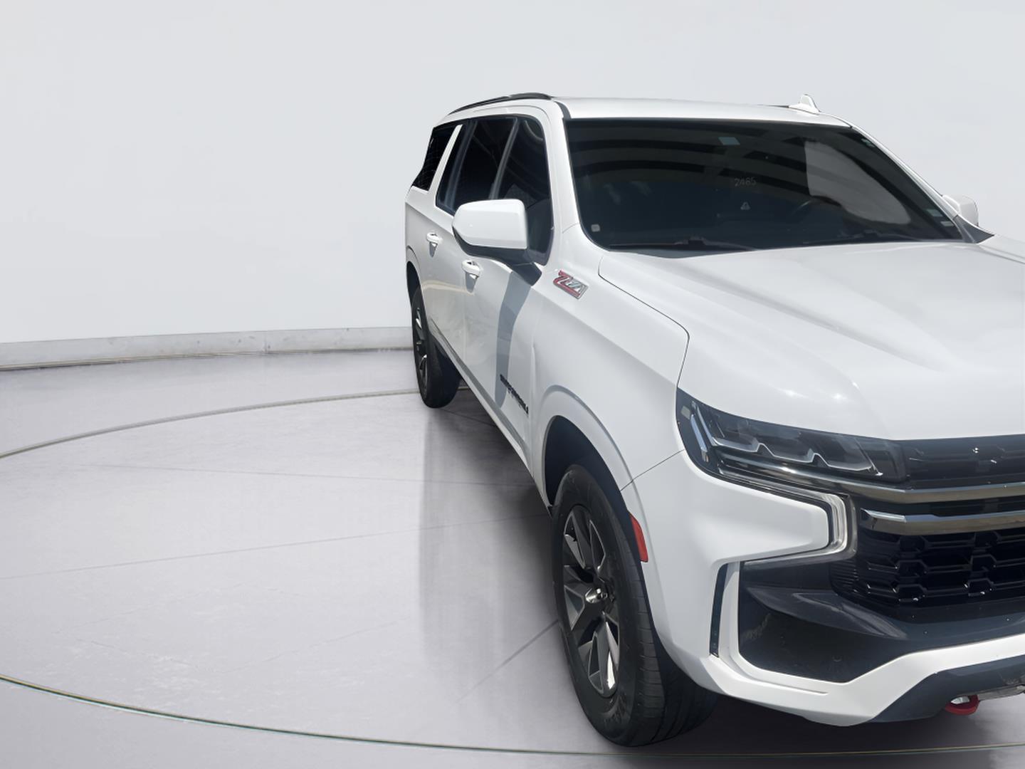 Summit White 2022 Chevrolet Suburban SUV / Crossover Four-Wheel Drive Automatic