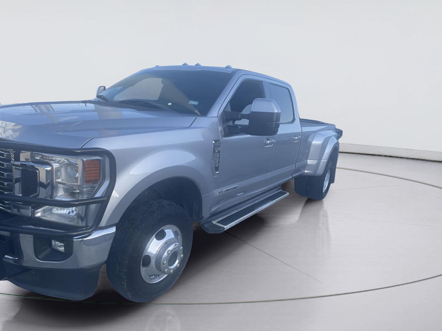 Iconic Silver 2022 Ford F-350 Super Duty Pickup Truck Four-Wheel Drive Automatic