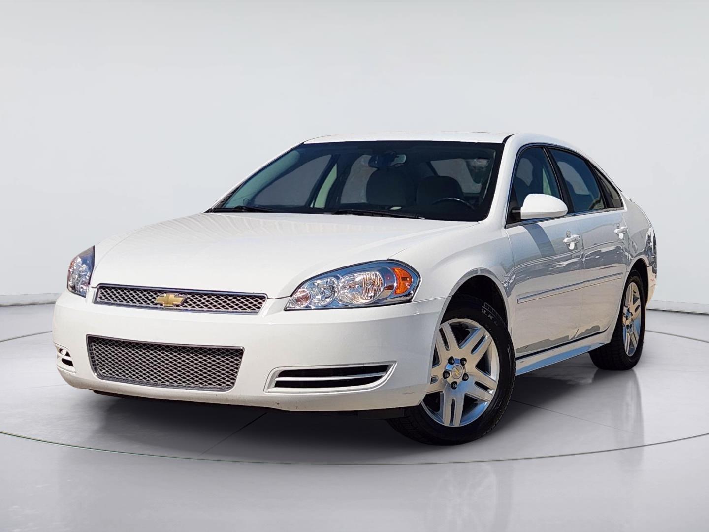 Summit White 2014 Chevrolet Impala Limited Sedan Front-Wheel Drive 6-Speed Automatic