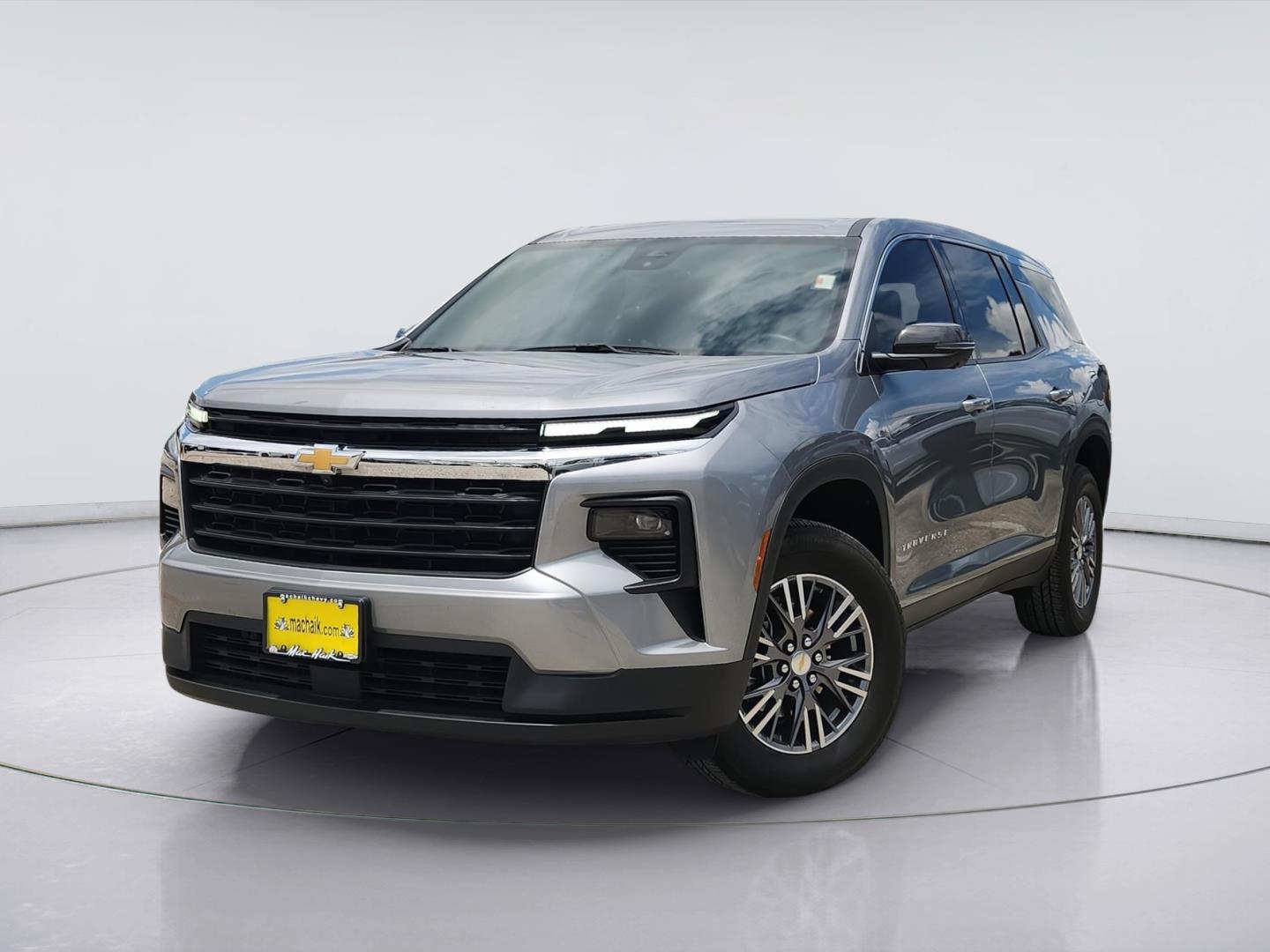 Sterling Gray Metallic 2024 Chevrolet Traverse LS FWD SUV / Crossover Front-Wheel Drive 8-Speed Automatic