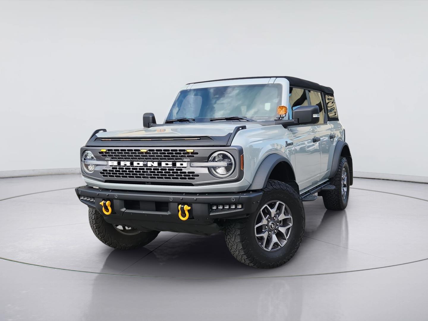 Cactus Gray 2023 Ford Bronco Badlands Advanced 4-Door 4WD SUV / Crossover Four-Wheel Drive Automatic