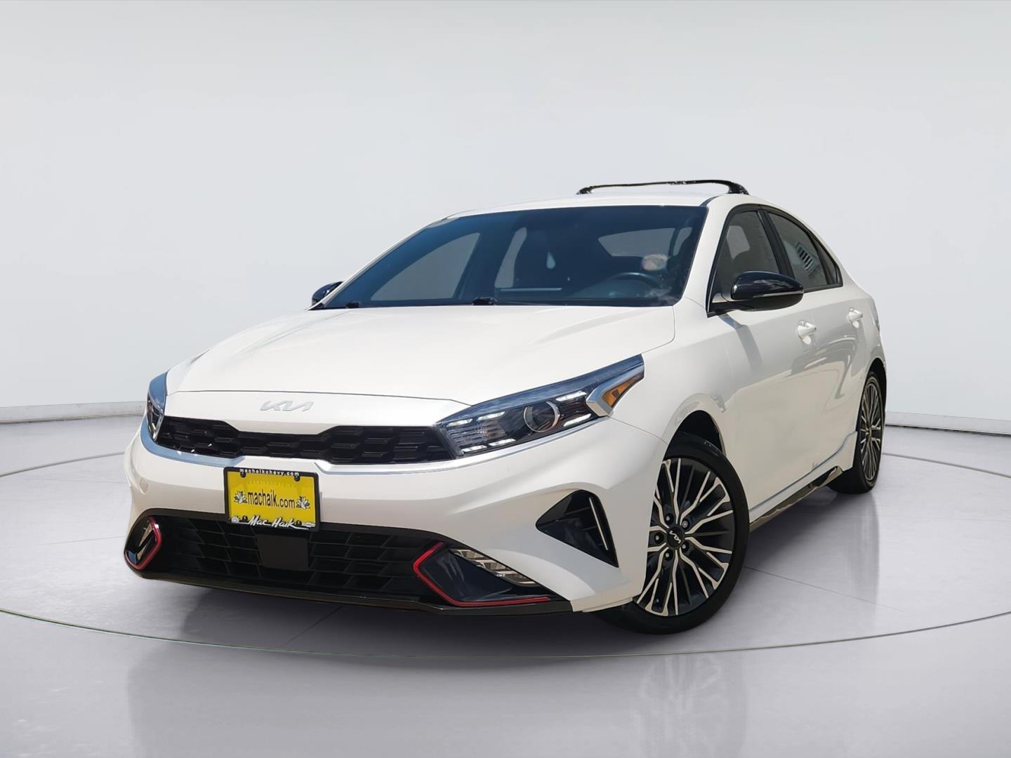 Snow White Pearl 2023 Kia Forte Sedan Front-Wheel Drive Continuously Variable Transmission