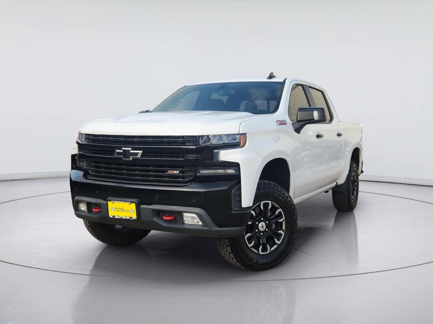 Summit White 2020 Chevrolet Silverado 1500 Pickup Truck Four-Wheel Drive Automatic