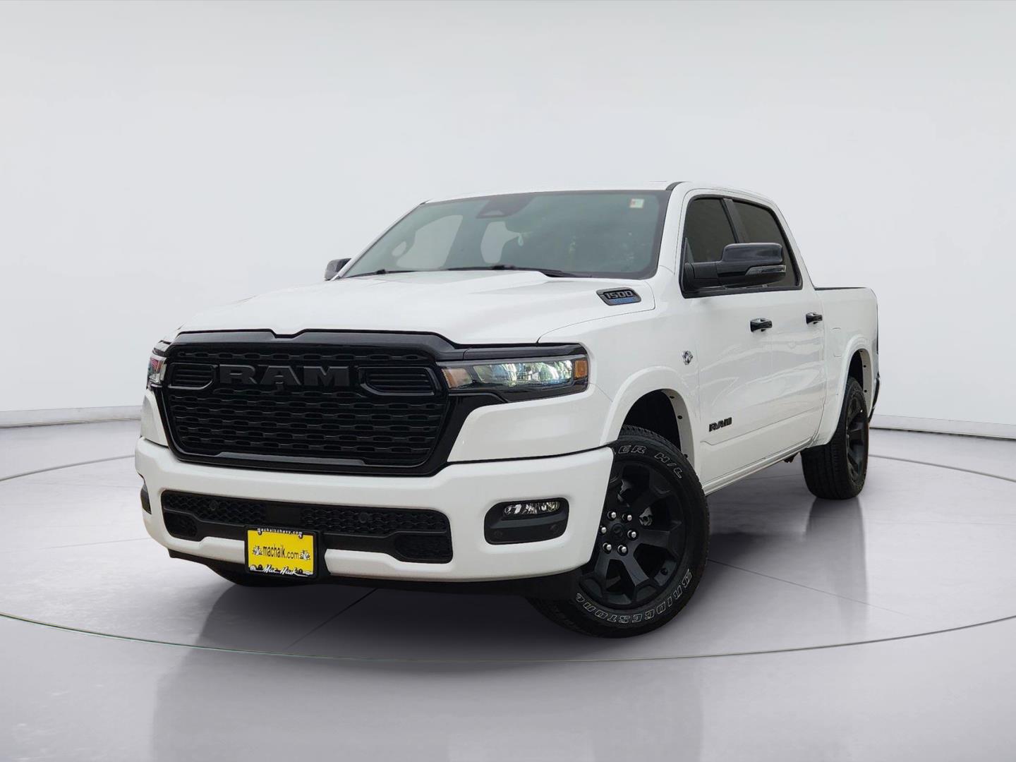Bright White Clearcoat 2026 RAM 1500 Pickup Truck Four-Wheel Drive 8-Speed Automatic