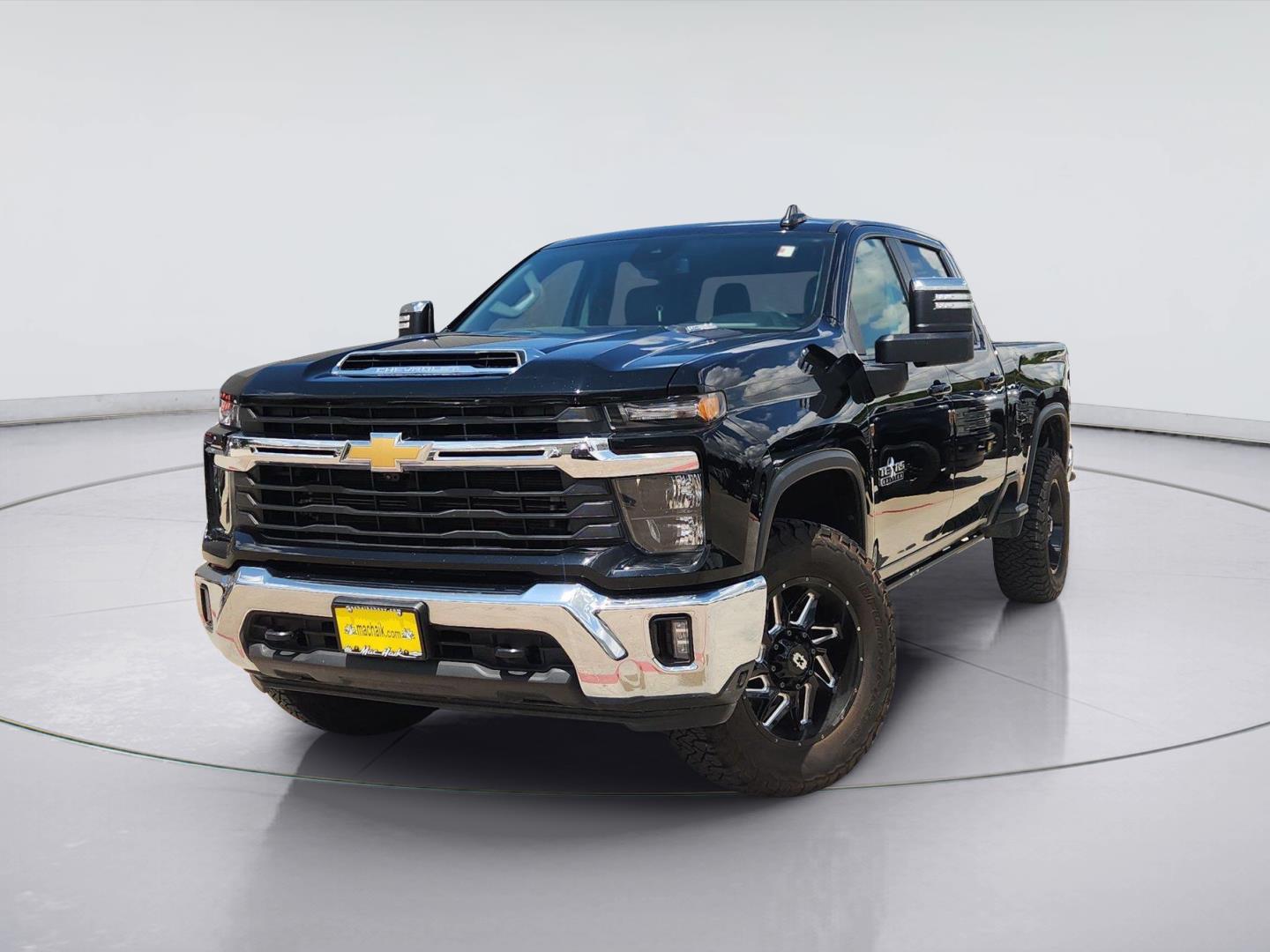 Black 2024 Chevrolet Silverado 2500HD Pickup Truck Four-Wheel Drive Automatic