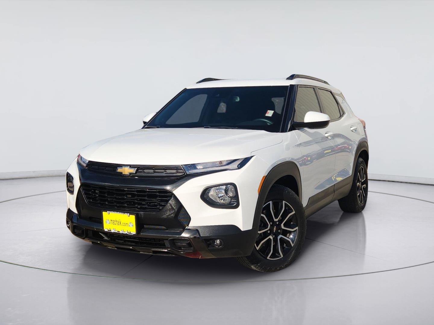 Summit White 2023 Chevrolet Trailblazer SUV / Crossover Front-Wheel Drive Continuously Variable Transmission