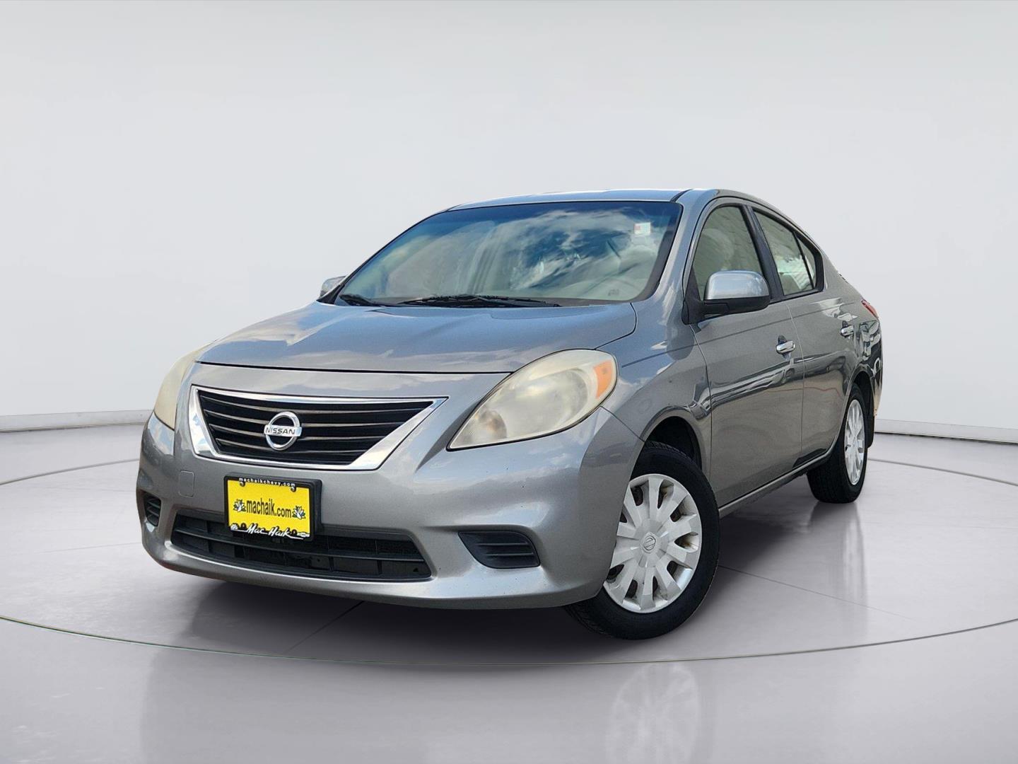 Magnetic Gray 2014 Nissan Versa Sedan Front-Wheel Drive Continuously Variable Transmission